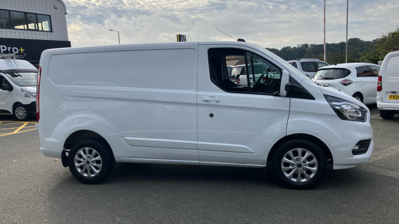 Ford Transit Custom 280 L1 Diesel Fwd 2.0 EcoBlue 130ps Low Roof Limited Van